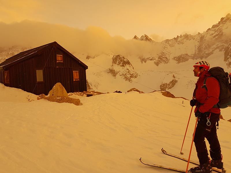 Bivouac de l'envers des Aiguilles Dorées