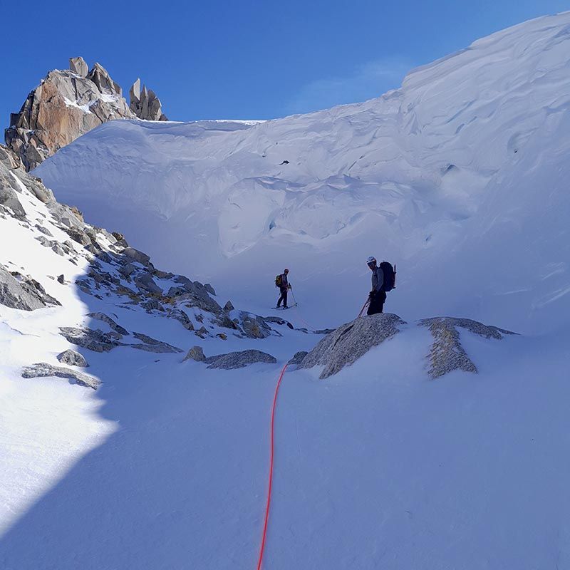 Congère au col droit : glacier du Trient